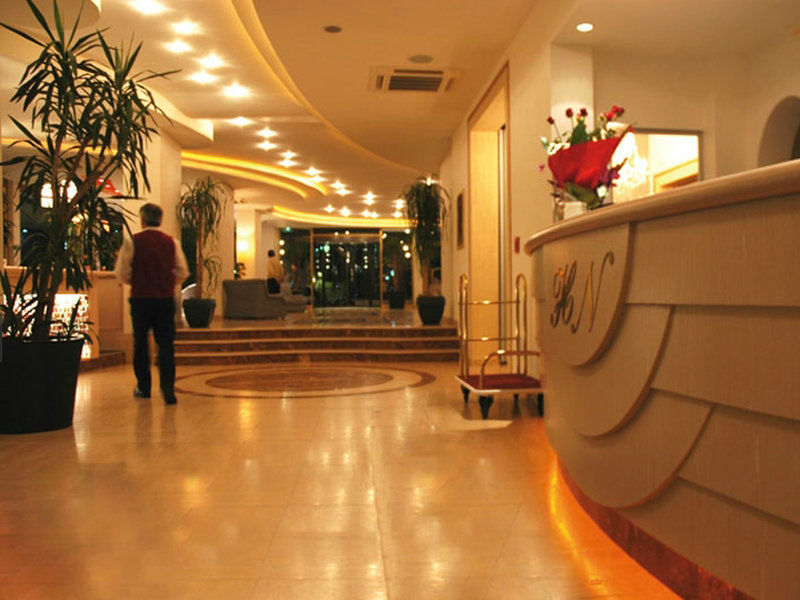 Hotel Nettuno Червия Экстерьер фото