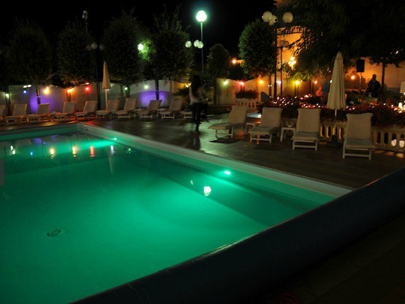 Hotel Nettuno Червия Экстерьер фото