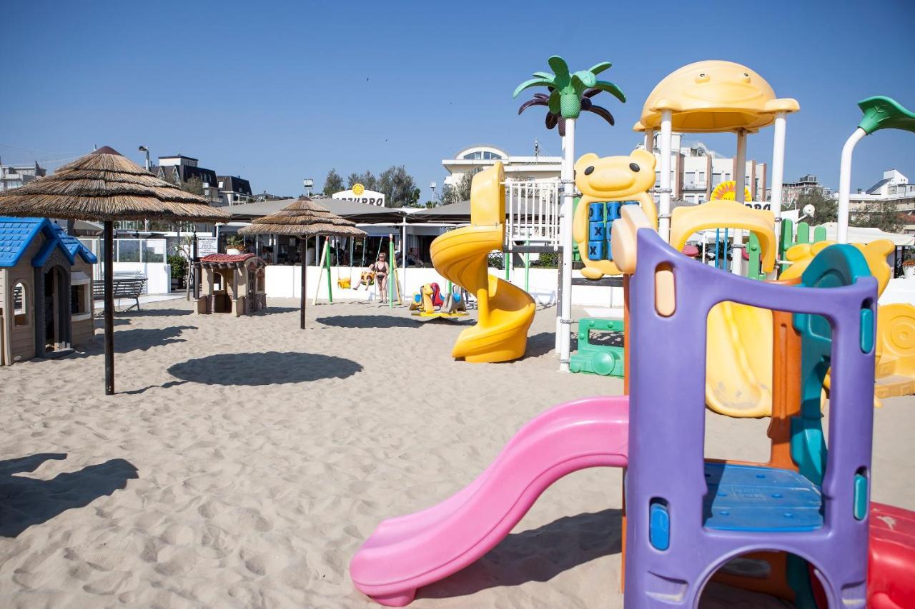 Hotel Nettuno Червия Экстерьер фото