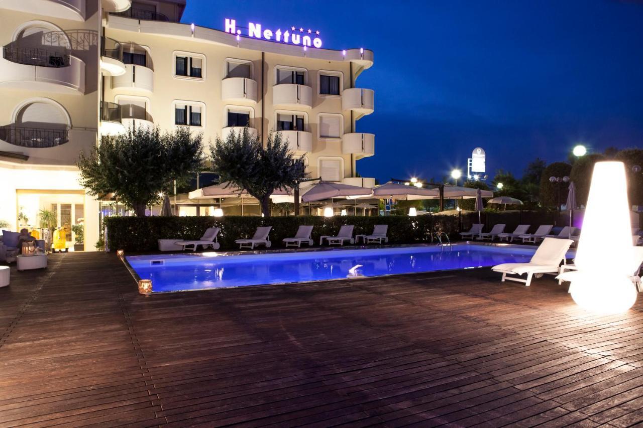 Hotel Nettuno Червия Экстерьер фото