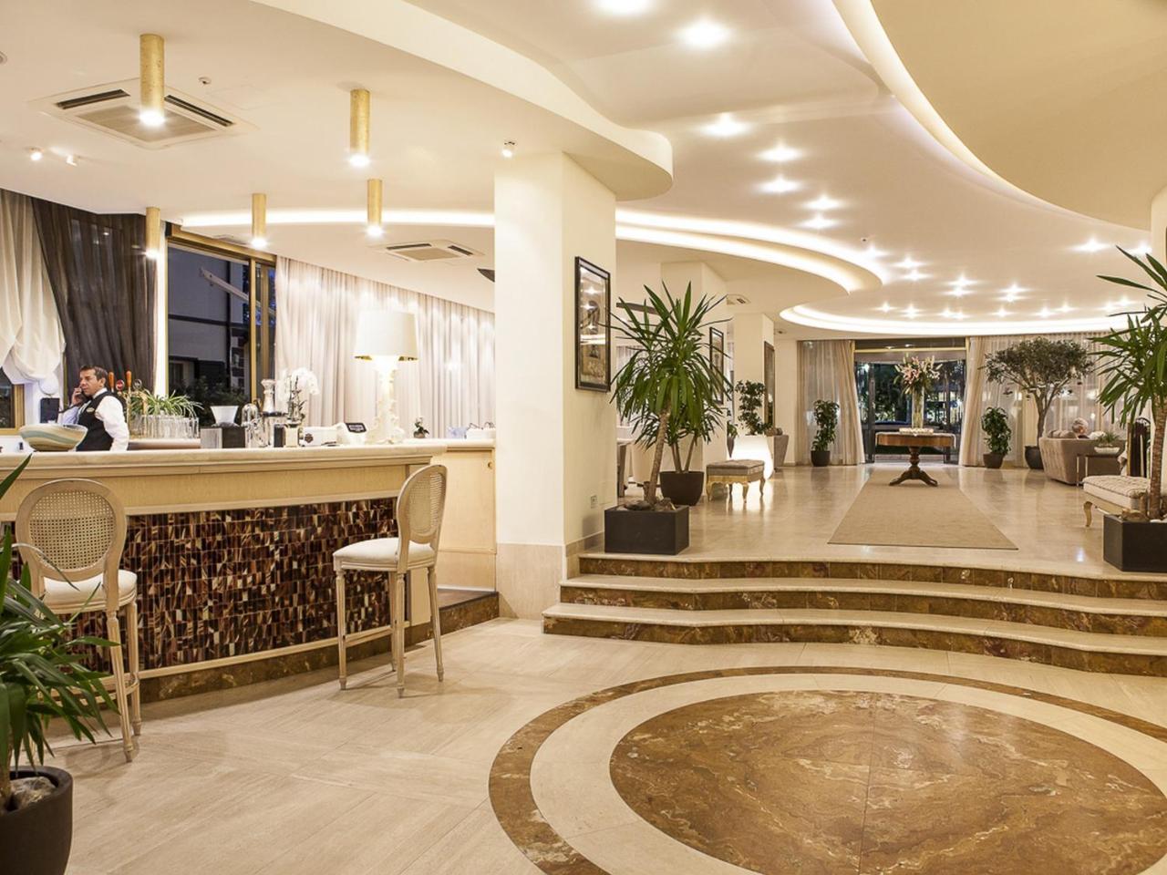 Hotel Nettuno Червия Экстерьер фото