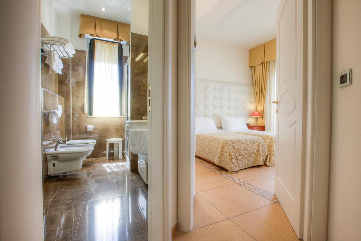 Hotel Nettuno Червия Экстерьер фото